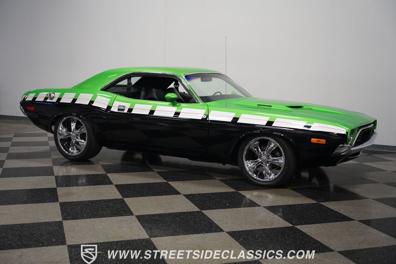 Unknown-Challenger-1974-Green-Black-21