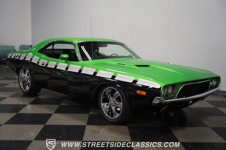 Unknown-Challenger-1974-Green-Black-22