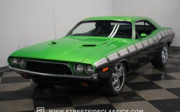 Unknown-Challenger-1974-Green-Black-25