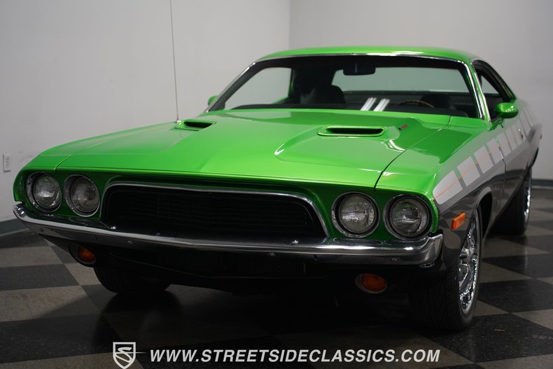 Unknown-Challenger-1974-Green-Black-26