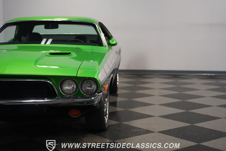 Unknown-Challenger-1974-Green-Black-27