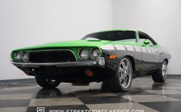 Unknown-Challenger-1974-Green-Black-28