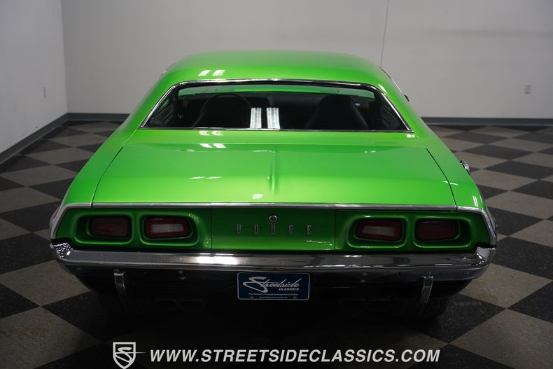Unknown-Challenger-1974-Green-Black-30