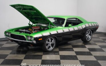 Unknown-Challenger-1974-Green-Black-37