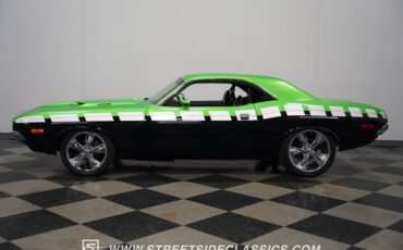 Unknown-Challenger-1974-Green-Black