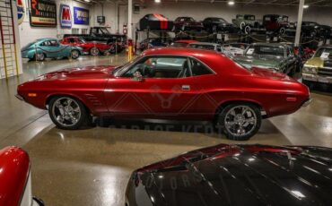 Unknown-Challenger-1974-Metallic-Red-Black-amp-Tan-29