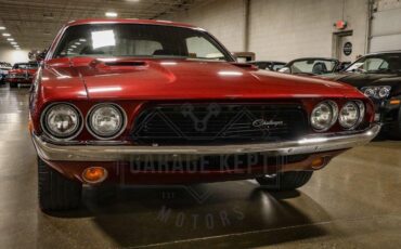 Unknown-Challenger-1974-Metallic-Red-Black-amp-Tan-38