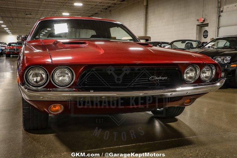 Unknown-Challenger-1974-Metallic-Red-Black-amp-Tan-38