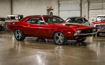 Unknown-Challenger-1974-Metallic-Red-Black-amp-Tan-42
