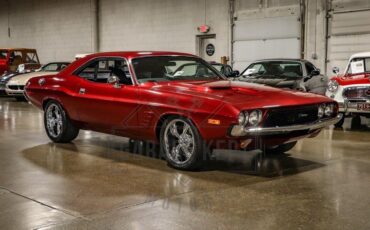 Unknown-Challenger-1974-Metallic-Red-Black-amp-Tan-45