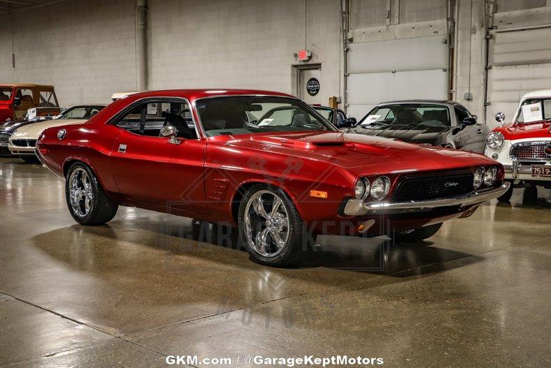 Unknown-Challenger-1974-Metallic-Red-Black-amp-Tan-45