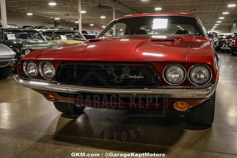 Unknown-Challenger-1974-Metallic-Red-Black-amp-Tan-46