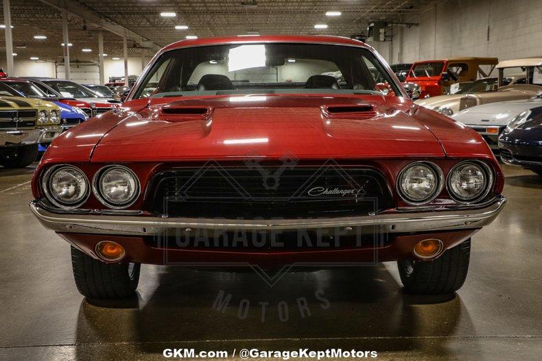 Unknown-Challenger-1974-Metallic-Red-Black-amp-Tan-47