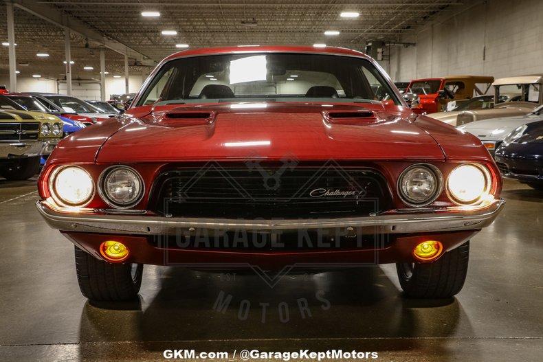 Unknown-Challenger-1974-Metallic-Red-Black-amp-Tan-48