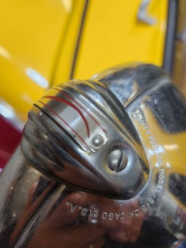 Unknown-Champion-1940-Yellow-Brown-3