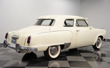 Unknown-Champion-1950-White-Gray-19