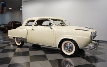Unknown-Champion-1950-White-Gray-22