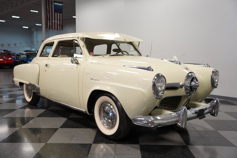 Unknown-Champion-1950-White-Gray-23