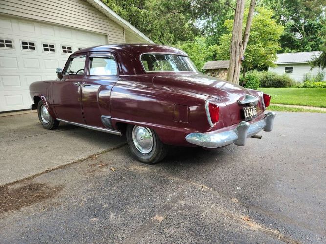 Unknown-Champion-1951-Burgundy-Gray-2