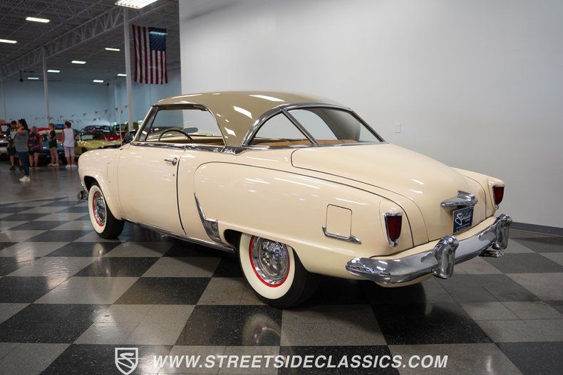 Unknown-Champion-1952-Cream-Brown-11
