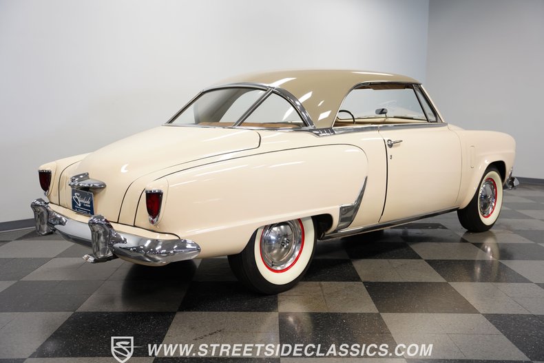 Unknown-Champion-1952-Cream-Brown-17
