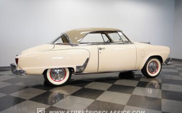 Unknown-Champion-1952-Cream-Brown-18