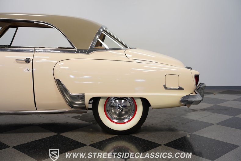Unknown-Champion-1952-Cream-Brown-27