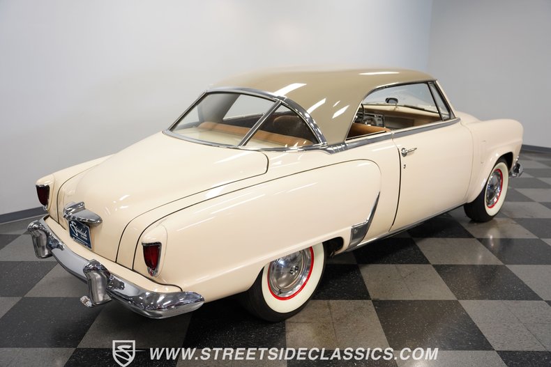 Unknown-Champion-1952-Cream-Brown-28