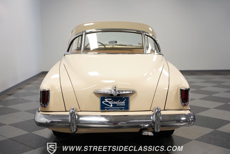 Unknown-Champion-1952-Cream-Brown-4