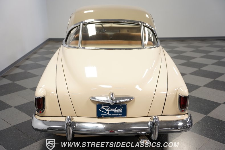 Unknown-Champion-1952-Cream-Brown-5