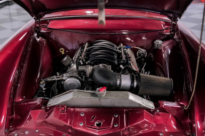 Unknown-Champion-1953-Candy-Red-Metallic-Tan-9