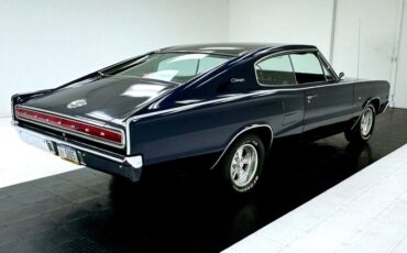 Unknown-Charger-1966-Midnight-Blue-Metall-Black-3