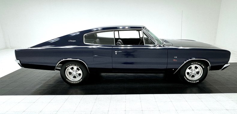Unknown-Charger-1966-Midnight-Blue-Metall-Black-4