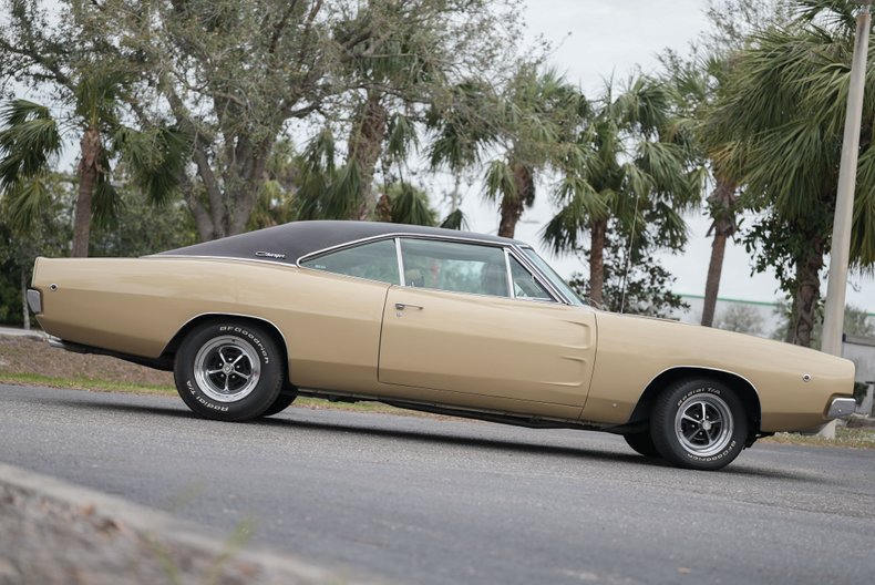 Unknown-Charger-1968-Medium-Gold-Gold-33