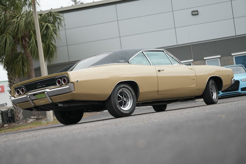Unknown-Charger-1968-Medium-Gold-Gold-35