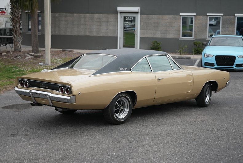 Unknown-Charger-1968-Medium-Gold-Gold-36