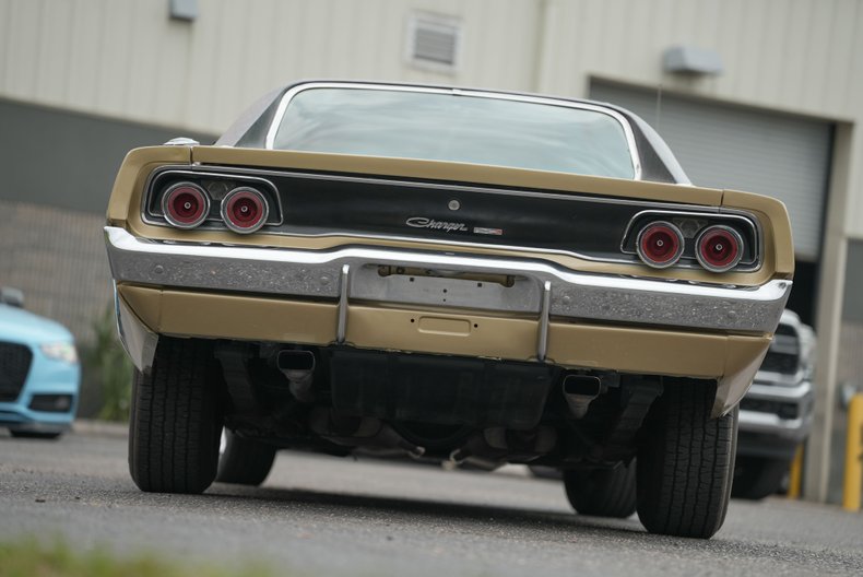 Unknown-Charger-1968-Medium-Gold-Gold-37