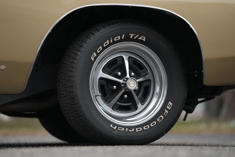 Unknown-Charger-1968-Medium-Gold-Gold-39