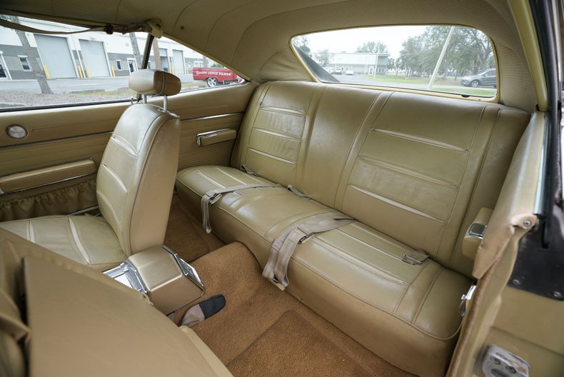 Unknown-Charger-1968-Medium-Gold-Gold-44