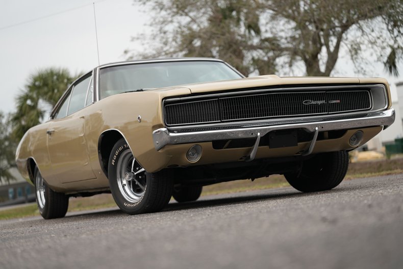 Unknown-Charger-1968-Medium-Gold-Gold-47