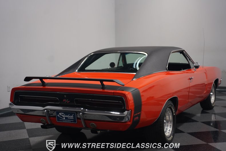 Unknown-Charger-1969-Hemi-Orange-Black-13