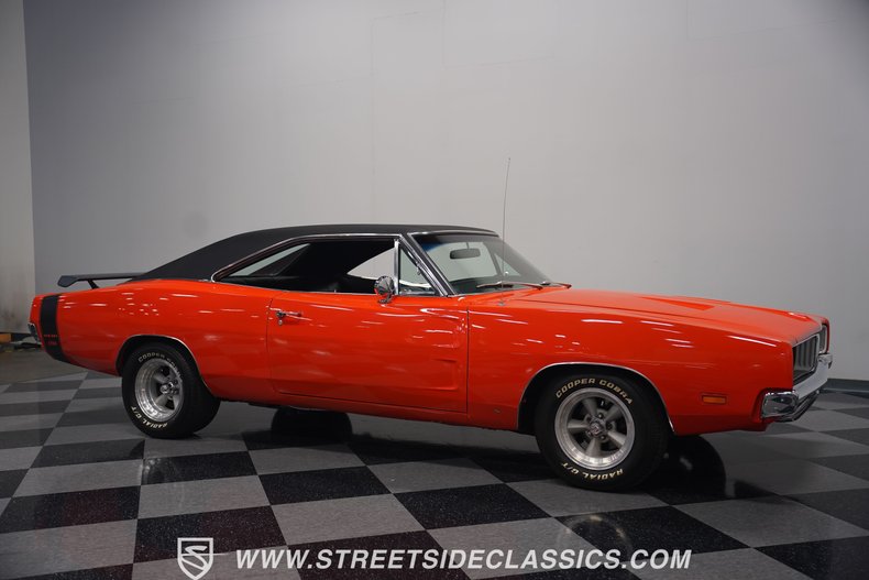 Unknown-Charger-1969-Hemi-Orange-Black-34