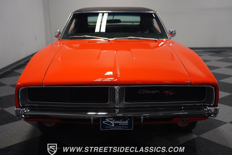 Unknown-Charger-1969-Hemi-Orange-Black-37