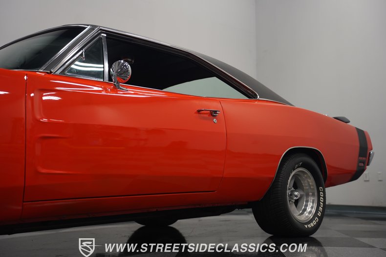 Unknown-Charger-1969-Hemi-Orange-Black-9