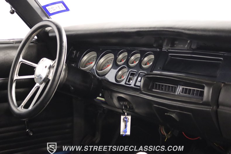 Unknown-Charger-1969-Light-Blue-Metallic-Black-10