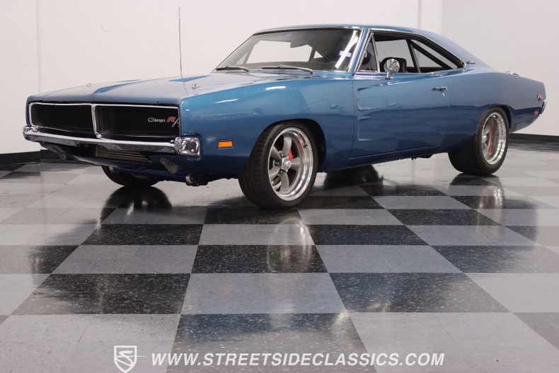 Unknown-Charger-1969-Light-Blue-Metallic-Black-11