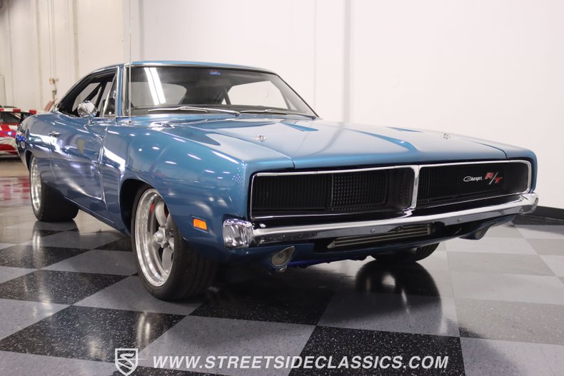 Unknown-Charger-1969-Light-Blue-Metallic-Black-17