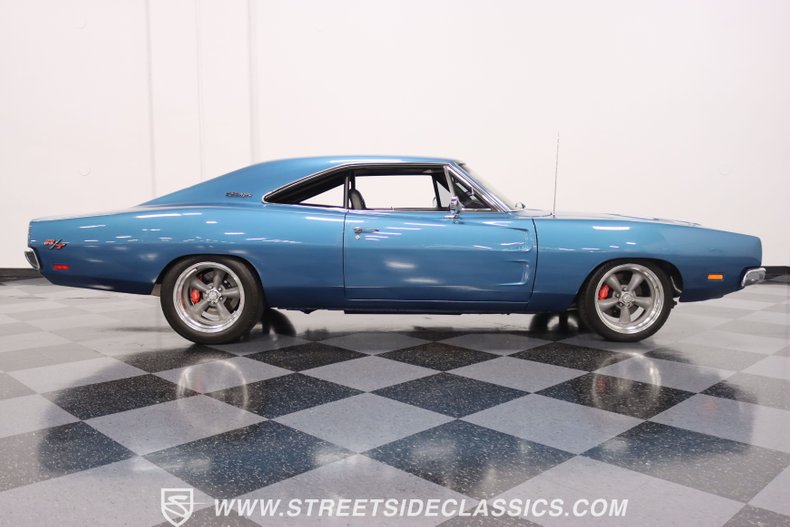 Unknown-Charger-1969-Light-Blue-Metallic-Black-25