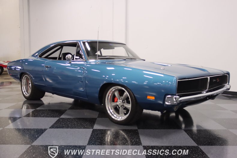 Unknown-Charger-1969-Light-Blue-Metallic-Black-26