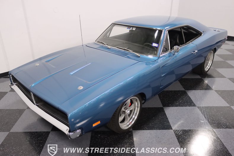 Unknown-Charger-1969-Light-Blue-Metallic-Black-28